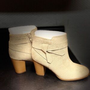 Chic Beige Ankle Booties